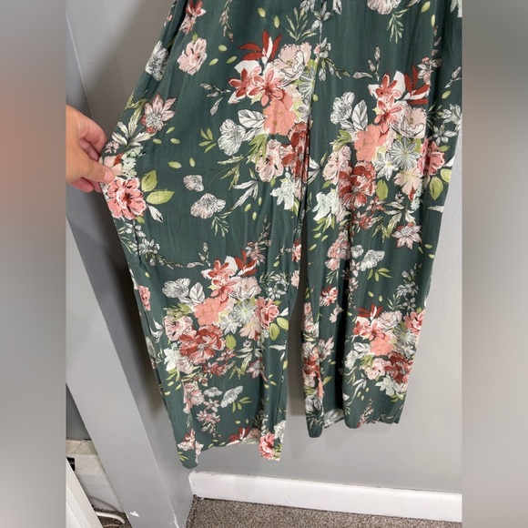 Xhilaration Green Floral Button Up Jumpsuit Size S Summer Flowy Wide Leg - Picture 4 of 10